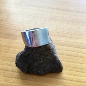 Graduated and Shaped Wide Sterling Silver Ring